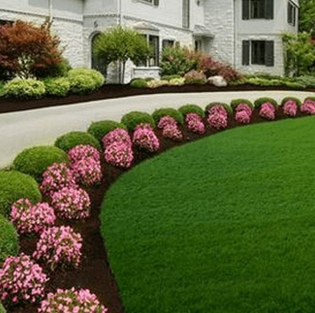 33 Home Landscaping Options 12 - Home Design Inspiration